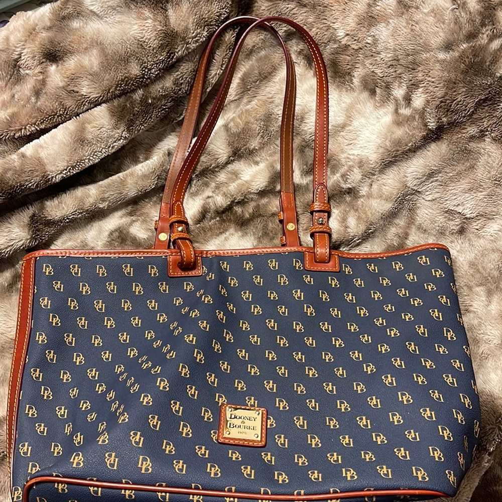 Dooney & Bourke large tote